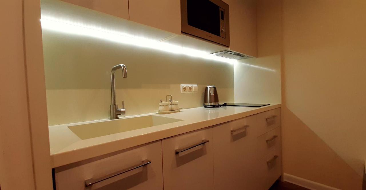 Alliance Palace Sea View Apartment Μπατούμι Εξωτερικό φωτογραφία
