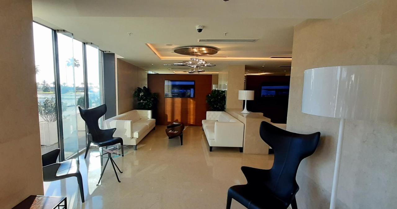 Alliance Palace Sea View Apartment Μπατούμι Εξωτερικό φωτογραφία