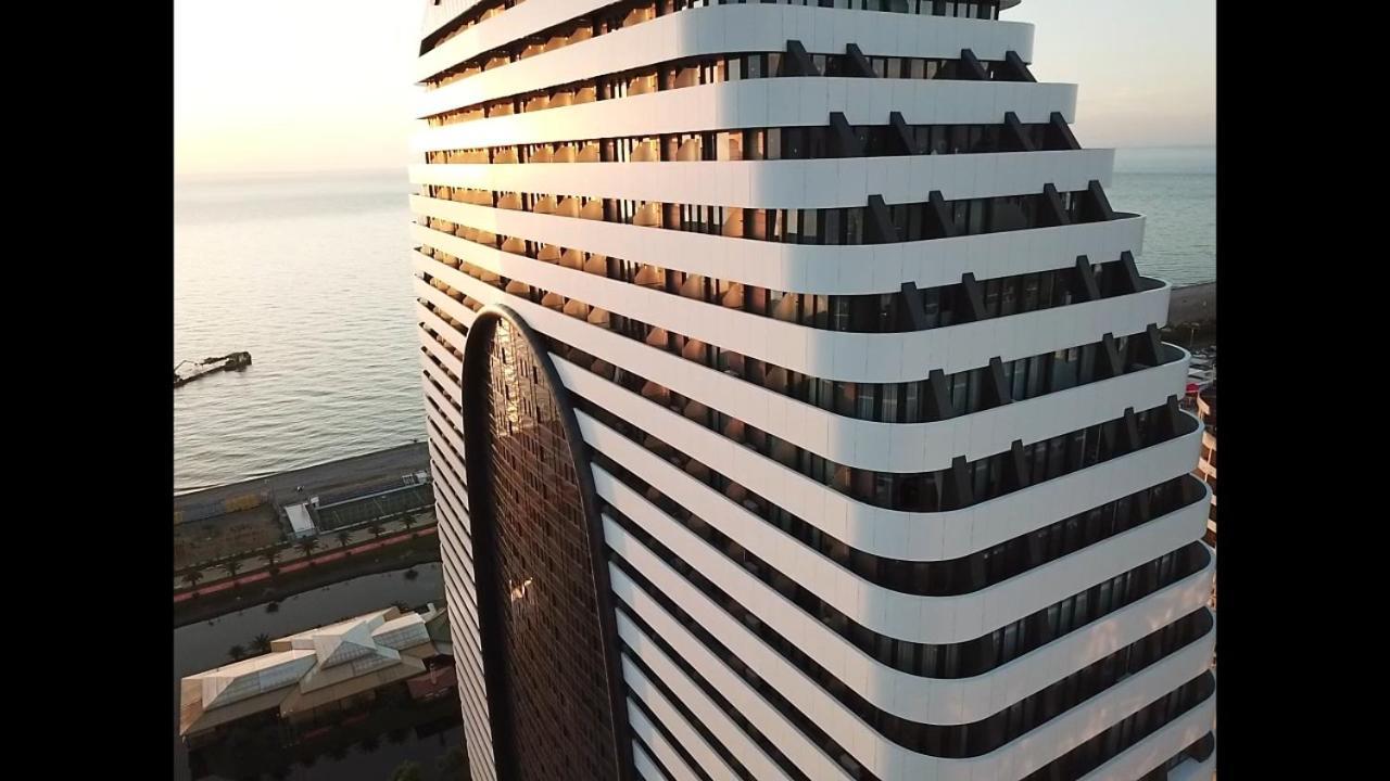 Alliance Palace Sea View Apartment Μπατούμι Εξωτερικό φωτογραφία