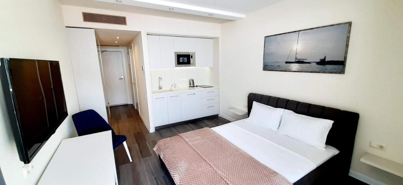 Alliance Palace Sea View Apartment Μπατούμι Εξωτερικό φωτογραφία